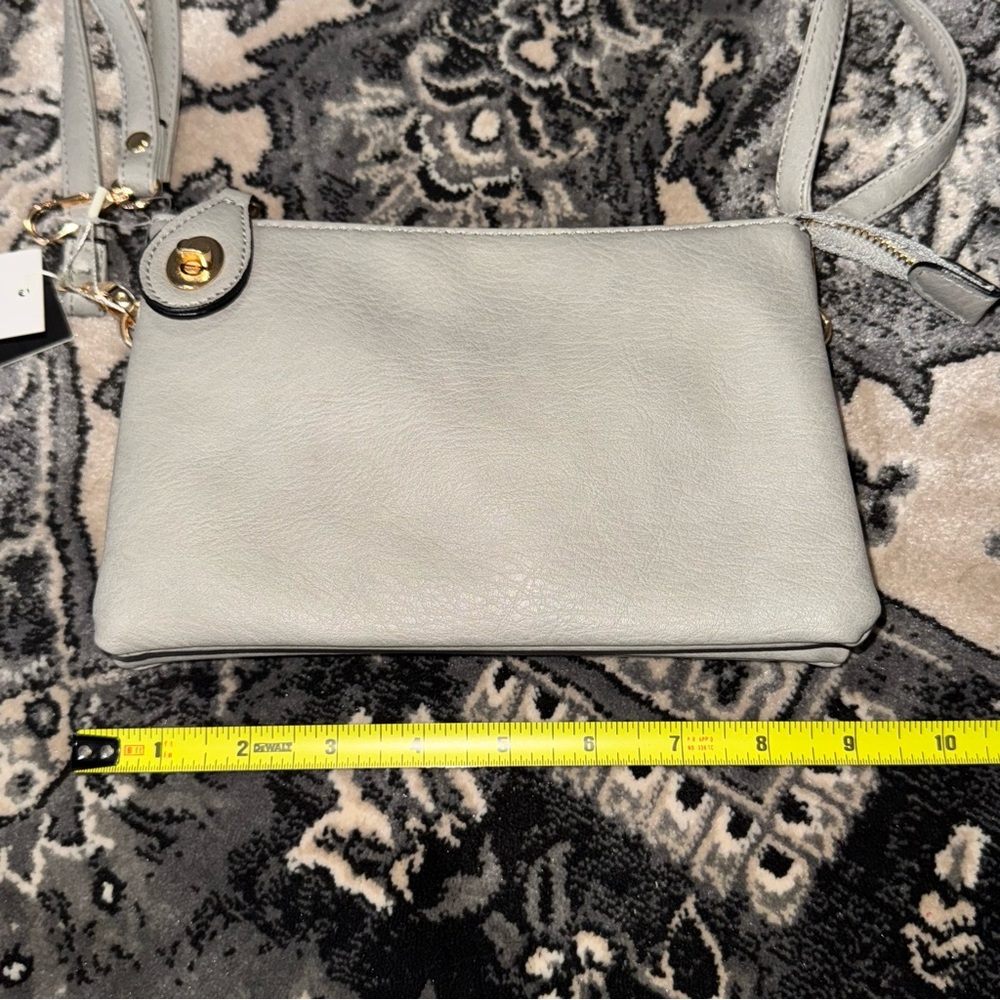 NWT Grey and Gold Poppi Purse - Picture 7 of 7